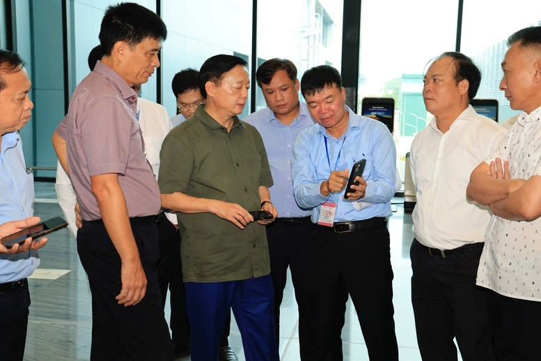 Thị sát hoạt động nhà ga T3 – sân bay Tân Sơn Nhất: Phó Thủ tướng yêu cầu một việc