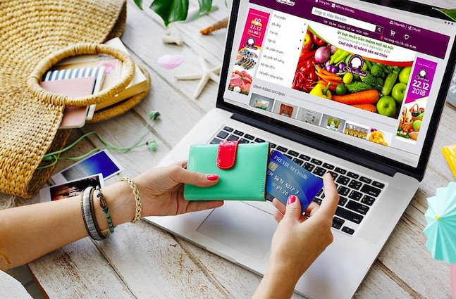 Từ 1/7, người bán online sẽ bị sàn thương mại điện tử khấu trừ thuế ngay khi chốt đơn