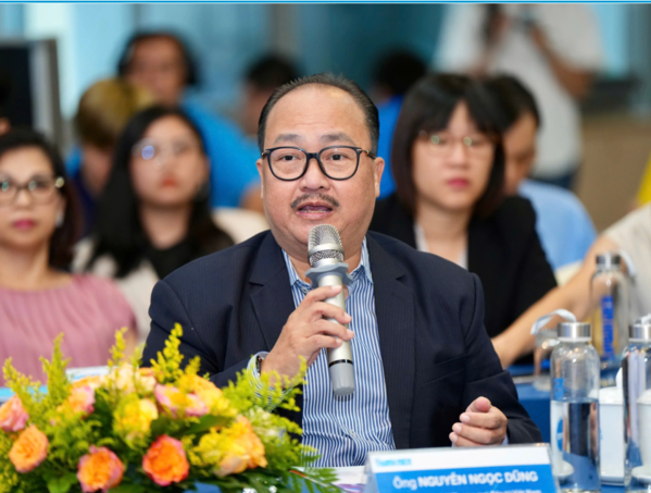 'Có lãnh đạo sàn từng nói với tôi, nếu thanh tra gắt quá, thì sàn của em chỉ còn lại 2% hàng thật'