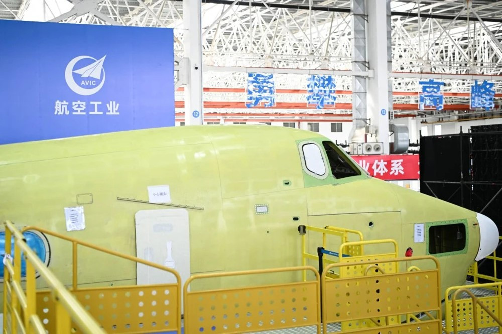 Láng giềng Việt Nam chính thức sản xuất hàng loạt thủy phi cơ lớn nhất thế giới, tầm bay lên tới 4.500km - ảnh 1