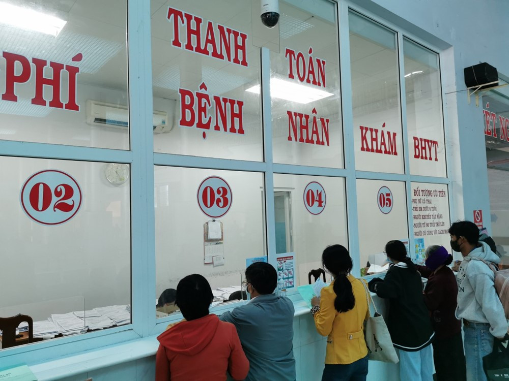 Chính thức từ ngày 1/7, BHYT sẽ chi trả 100% cho 62 bệnh hiểm nghèo, bệnh hiếm dù điều trị vượt tuyến - ảnh 2