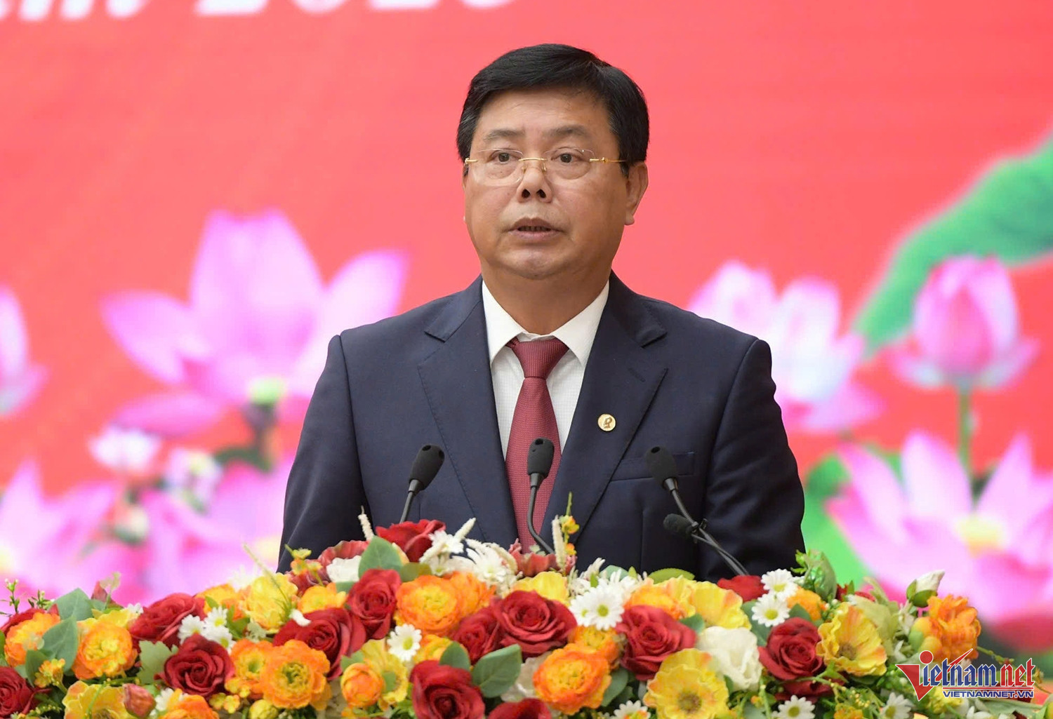W-Bí thư KG.jpg