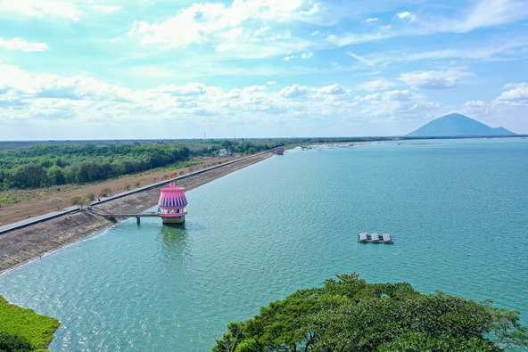 Việt Nam sắp có 2 khu du lịch sinh thái quy mô gần 700ha, đều tọa lạc ngay gần hồ nhân tạo lớn gấp 2.000 lần hồ Gươm- Ảnh 1. Việt Nam sắp có 2 khu du lịch sinh thái quy mô gần 700ha, đều tọa lạc ngay gần hồ nhân tạo lớn gấp 2.000 lần hồ Gươm- Ảnh 1.