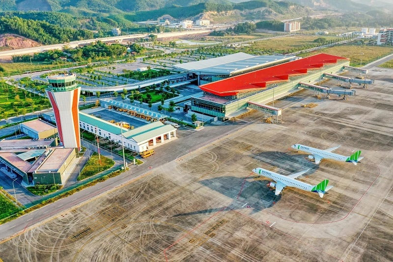 Huyện đảo sở hữu sân bay tư nhân đầu tiên của Việt Nam vươn mình trở thành đặc khu kinh tế của đất nước- Ảnh 1. Huyện đảo sở hữu sân bay tư nhân đầu tiên của Việt Nam vươn mình trở thành đặc khu kinh tế của đất nước- Ảnh 1.