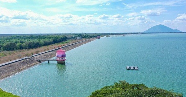 Việt Nam sắp có 2 khu du lịch sinh thái quy mô gần 700ha, đều tọa lạc ngay gần hồ nhân tạo lớn gấp 2.000 lần hồ Gươm
