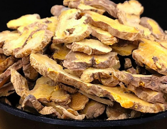 Cây mọc khắp ven đường Việt Nam, sang Trung Quốc thành thần dược giá 1 triệu đồng/kg