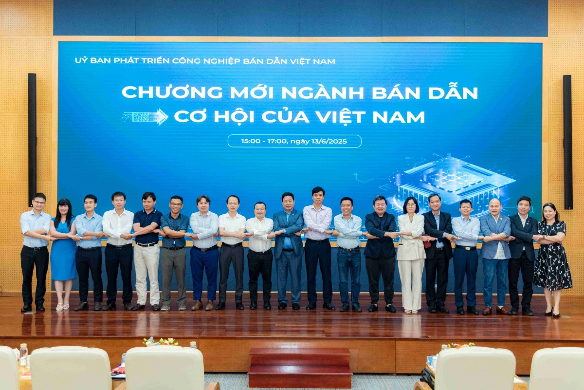 Shark Phú: Ngành bán dẫn không màu hồng, Việt Nam chỉ có 2 - 3 năm để hành động