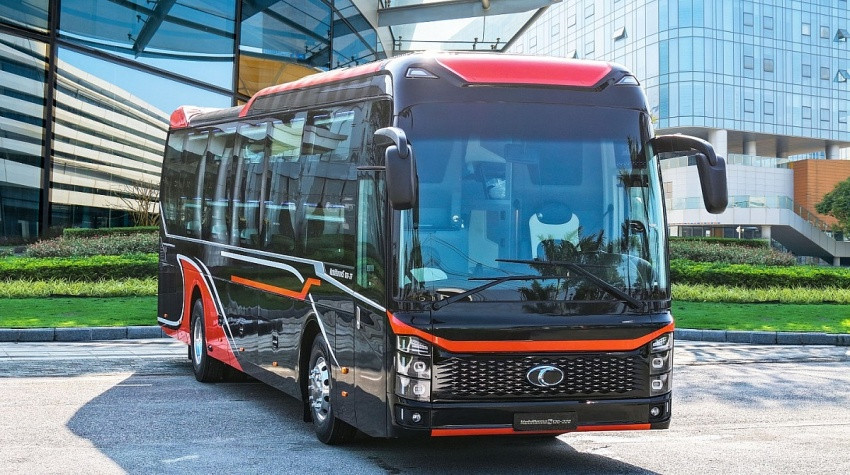 Nhà máy sản xuất ô tô 7.000 tỷ đồng của ông Trần Bá Dương chính thức ra mắt mẫu xe giường nằm thế hệ mới