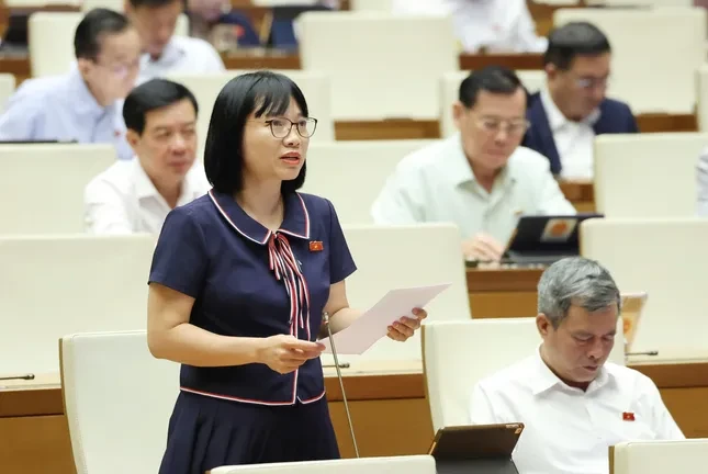 Bộ trưởng Nguyễn Kim Sơn lý giải về miễn học phí cho học sinh mầm non, phổ thông ảnh 1