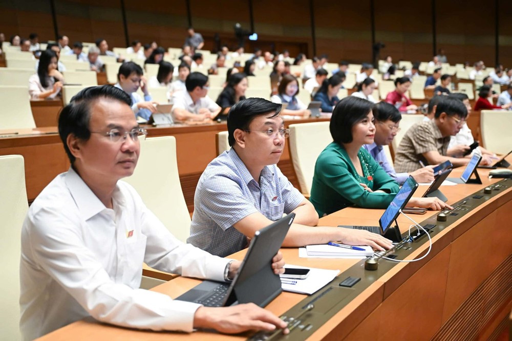 Ngành học vừa được Quốc hội ‘chốt’ lương cao nhất: Từng ‘khát’ hơn 100.000 nhân lực các cấp, điểm chuẩn vượt ngưỡng 9 điểm/môn - ảnh 1