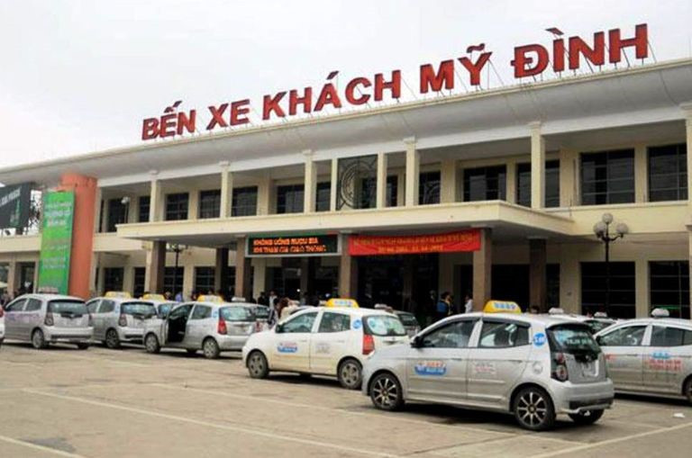Bắt giữ 3 tài xế xe ôm, taxi tại Hà Nội - ảnh 1