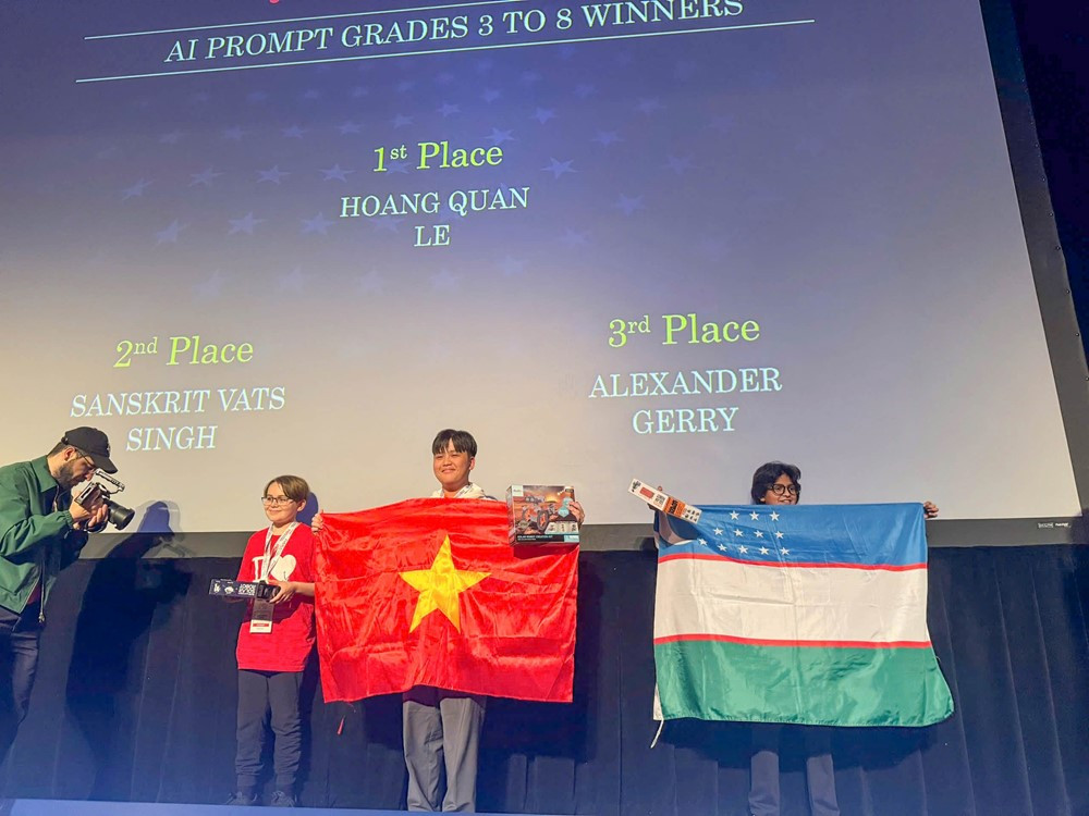 ‘Thần đồng’ lớp 7 của Việt Nam giành 3 Huy chương Vàng tại Olympic Khoa học Quốc tế - ảnh 1
