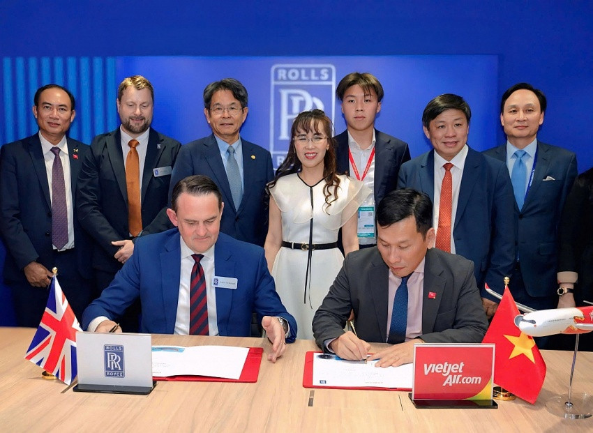 Vietjet của tỷ phú Nguyễn Thị Phương Thảo ký hợp đồng khủng với Rolls-Royce, đặt mua 40 động cơ tiên tiến nhất