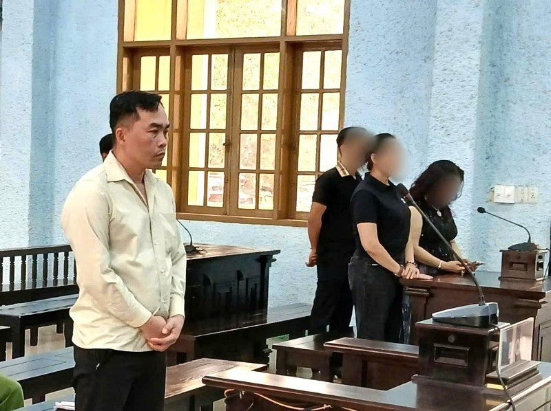 Cựu Phó phòng ngân hàng bị tuyên án hơn 16 năm tù - ảnh 1