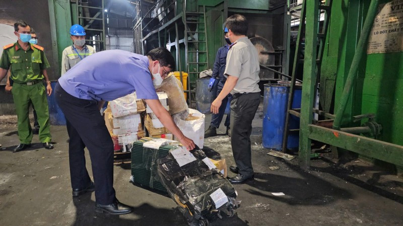 TP. Hồ Chí Minh tiêu hủy hơn nửa tấn ma túy - ảnh 1