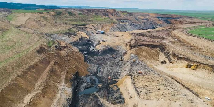 chinese-scientists-have-uncovered-a-deposit-of-1-million-tons-of-thorium-estimated-to-be-worth-178-billion-700x350.jpeg