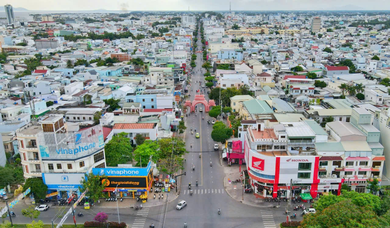 Tỉnh rộng nhất Đồng bằng sông Cửu Long sẽ sở hữu siêu phường đông dân nhất cả nước và là đô thị lấn biển đầu tiên của Việt Nam sau sáp nhập- Ảnh 1. Tỉnh rộng nhất Đồng bằng sông Cửu Long sẽ sở hữu siêu phường đông dân nhất cả nước và là đô thị lấn biển đầu tiên của Việt Nam sau sáp nhập- Ảnh 1.