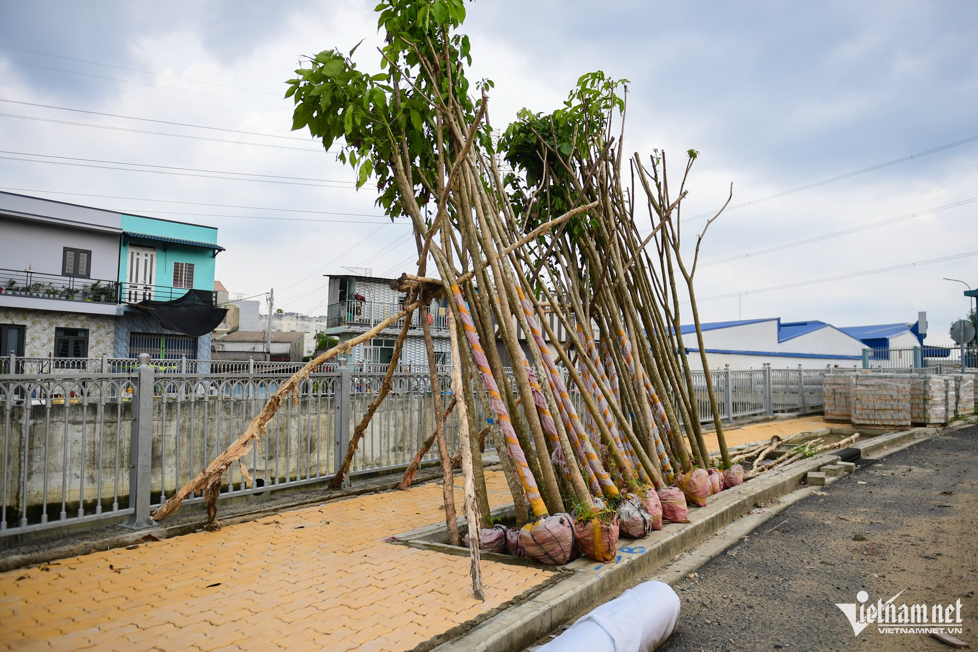 W-rạch bà tiếng Nguyễn Huế 4.jpg