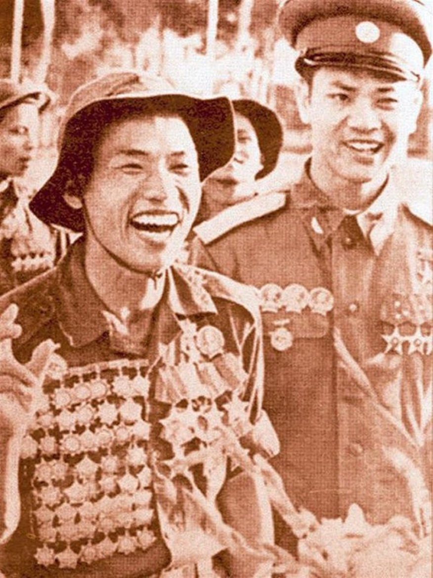 Anh hùng duy nhất Việt Nam được công nhận là ‘Vua mìn’, 53 lần được tặng danh hiệu dũng sĩ diệt Mỹ, sau này là Thứ trưởng, Tổng Biên tập - ảnh 1