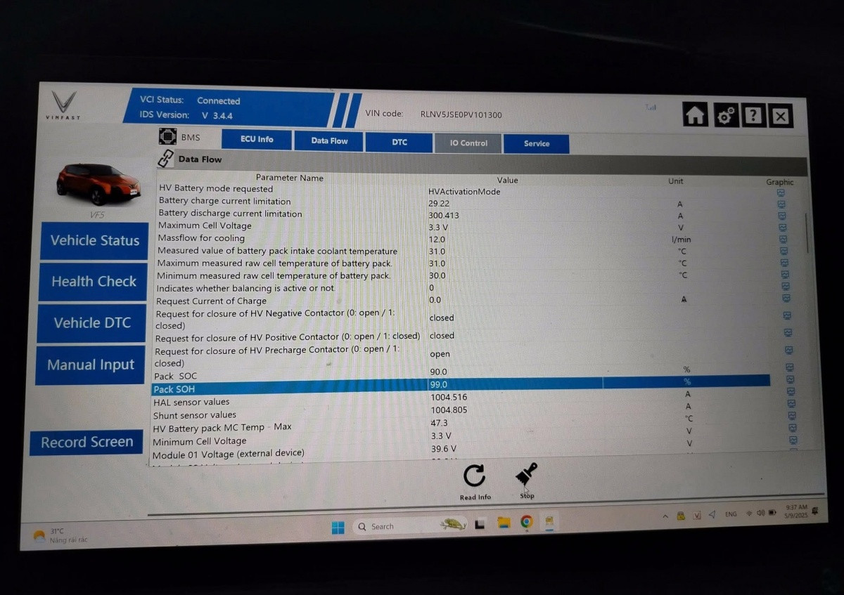 Chạy dịch vụ lăn bánh vượt mốc 160.000km, chủ xe VinFast VF 5 lần đầu vạch rõ con số pin bị chai, tuyên bố luôn sự thật khi lái