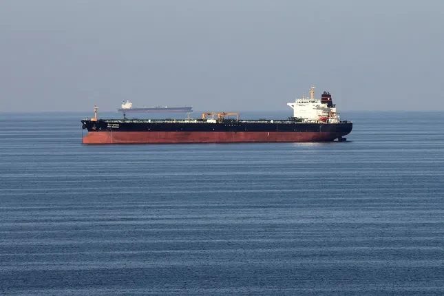 Mỹ tấn công Iran, giá dầu thế giới có thể tăng cao nhất lịch sử ảnh 1
