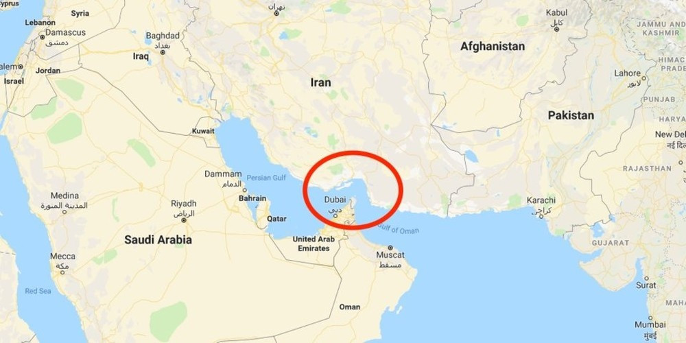 Giá dầu có thể lên 100 USD/thùng nếu Iran đóng eo biển Hormuz