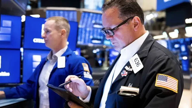 USD tăng giá, bitcoin giảm mạnh ảnh 3