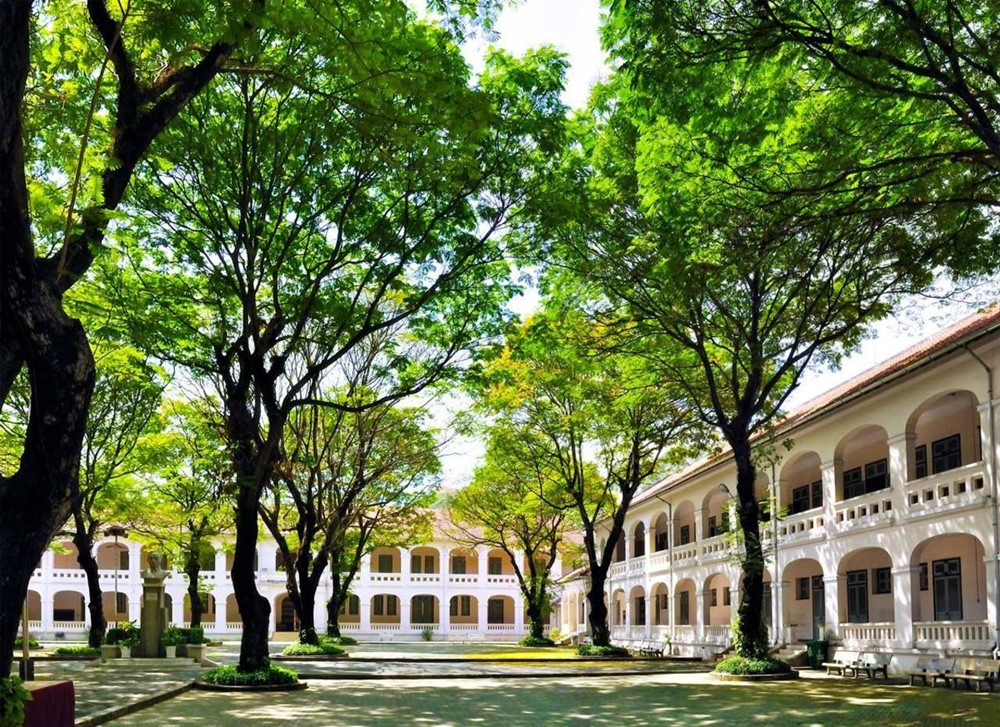 Ngôi trường chuyên có điểm chuẩn lớp 10 cao nhất TP. Hồ Chí Minh: Thành lập thời Pháp thuộc, mang tên 'nhà bác học về ngôn ngữ' - ảnh 3