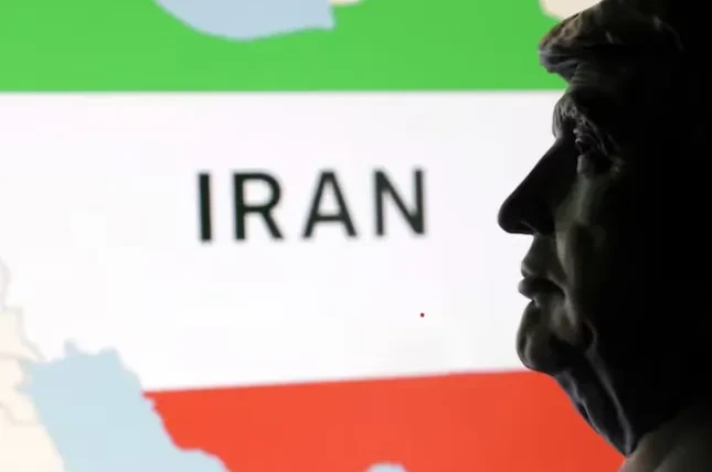 Nhiều dấu hỏi bủa vây ông Trump sau nước cờ bất ngờ với Israel – Iran ảnh 1