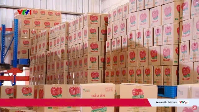 Cận cản quy trình tái chế dầu thức ăn chăn nuôi 'phù phép' thành dầu ăn Ofood cho người tại Nhật Minh Food Cận cản quy trình tái chế dầu thức ăn chăn nuôi 'phù phép' thành dầu ăn Ofood cho người tại Nhật Minh Food