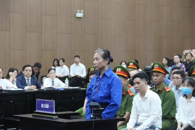 Cựu Bí thư Vĩnh Phúc Hoàng Thị Thúy Lan khai việc chi tiêu hàng chục tỷ nhận hối lộ ảnh 1