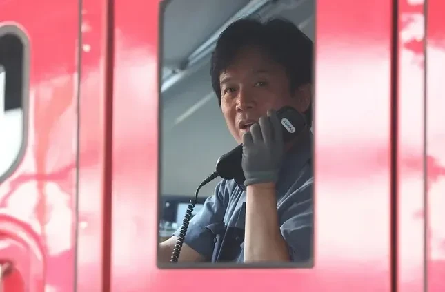 Từ sân ga đến chính trường: Người lái tàu được đề cử làm bộ trưởng ở Hàn Quốc gây phản ứng trái chiều ảnh 3