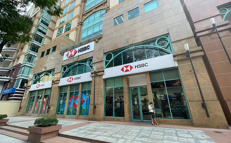 HSBC trụ sở.jpg