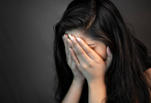 Nhiều ca sĩ, Á hậu, người nổi tiếng Việt Nam bị lừa
