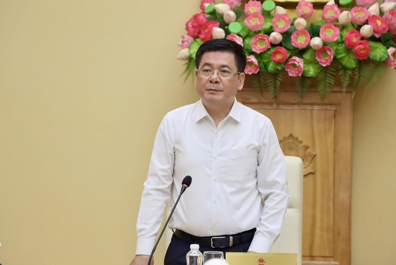 Bộ Công Thương đề xuất sử dụng xăng sinh học E10 ngay từ đầu năm sau