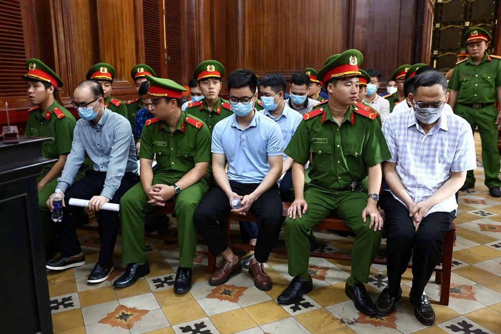 Chính thức tuyên án hơn 110 năm tù với cựu Giám đốc Trung tâm Lý lịch tư pháp quốc gia và các bị cáo - ảnh 2