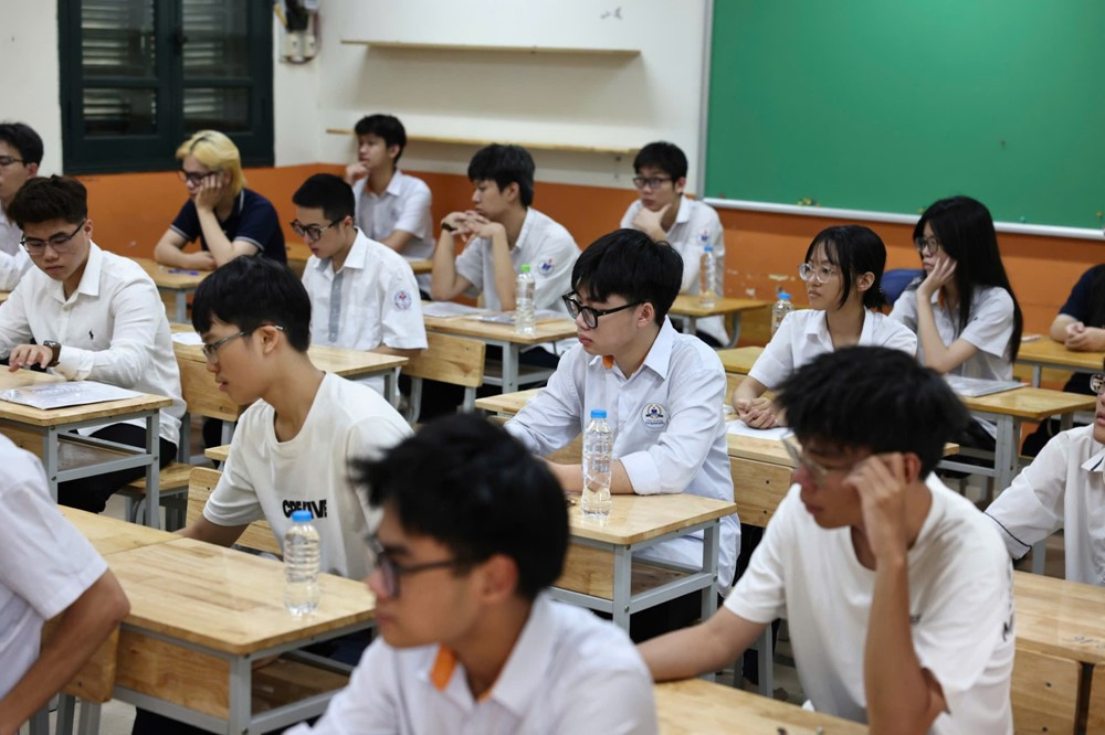 Nóng: Bộ Công an truy tìm động cơ, xác minh thông tin lọt đề thi tốt nghiệp THPT 2025 - ảnh 2
