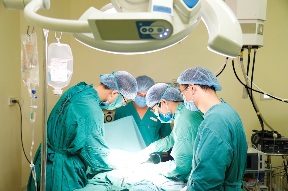 Điểm danh những ngành học dễ tìm việc ở Việt Nam, thu nhập hàng trăm triệu/tháng, nhiều trường đào tạo - ảnh 2