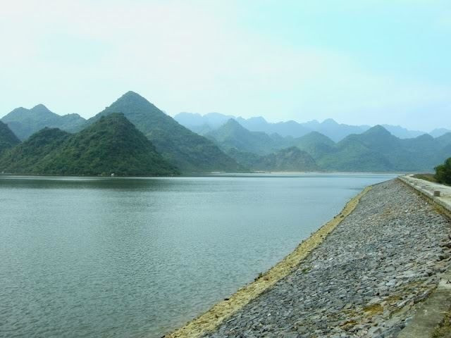 Chỉ vài tháng nữa, Ninh Bình sẽ xây dựng khu nghỉ dưỡng cao cấp nằm ngay cạnh hồ nước ngọt lớn nhất tỉnh- Ảnh 1. Chỉ vài tháng nữa, Ninh Bình sẽ xây dựng khu nghỉ dưỡng cao cấp nằm ngay cạnh hồ nước ngọt lớn nhất tỉnh- Ảnh 1.