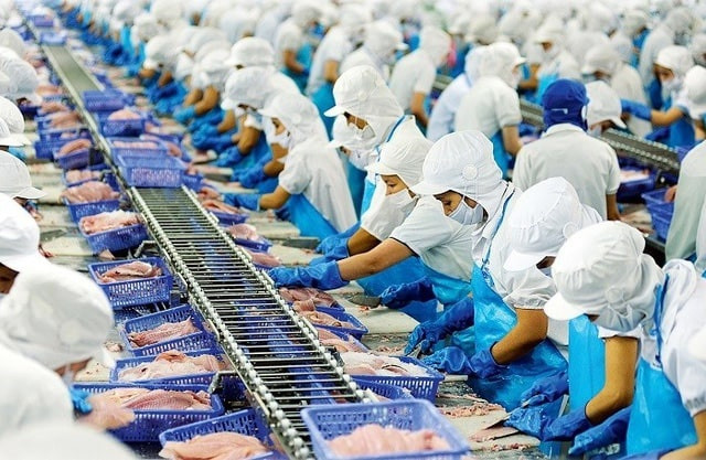Mỹ phát tín hiệu mới về đàm phán thuế quan, cổ phiếu ngành xuất khẩu tỷ USD vọt tăng mạnh