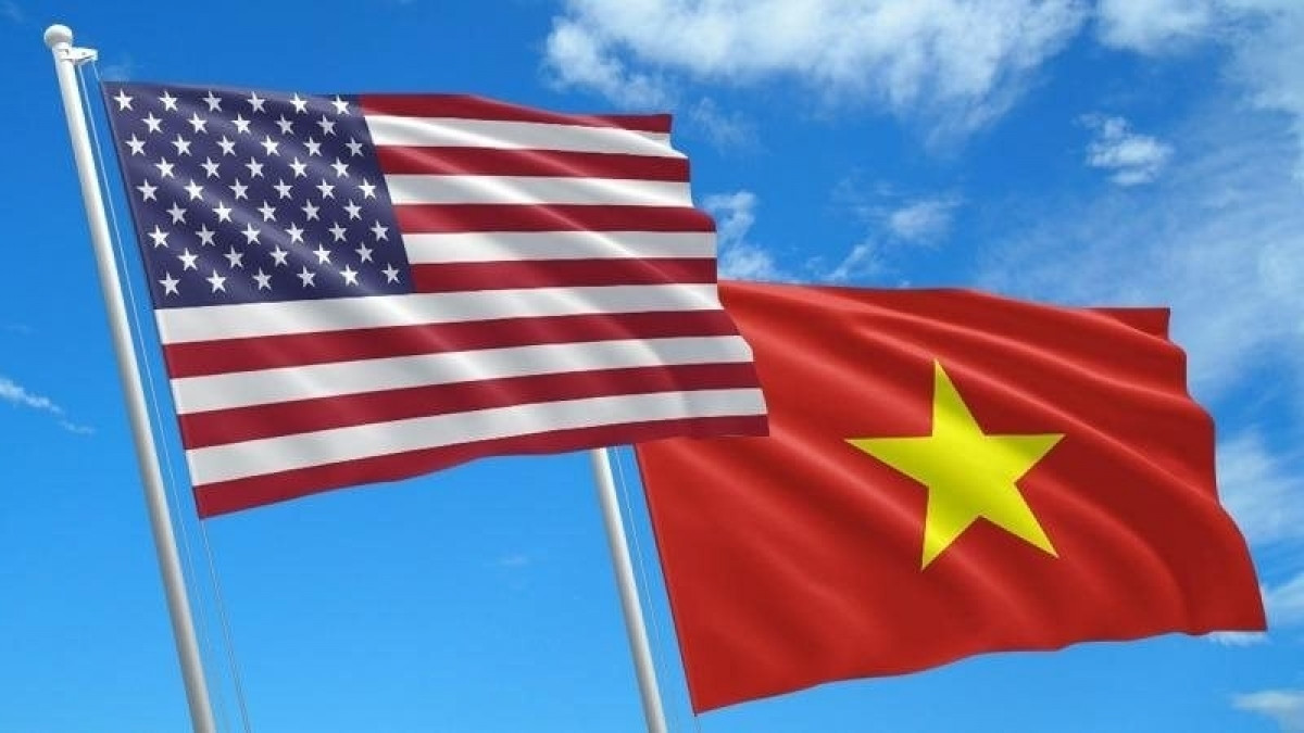Mỹ phát tín hiệu mới về đàm phán thuế quan, cổ phiếu ngành xuất khẩu tỷ USD vọt tăng mạnh
