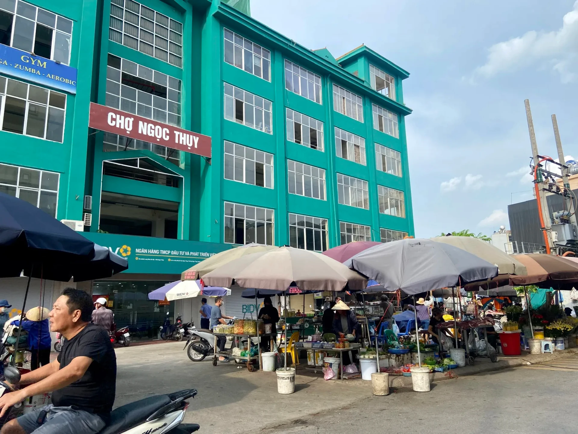 Hà Nội: Lãng phí khu chợ khang trang 5 tầng nhưng 4 tầng để không ảnh 21