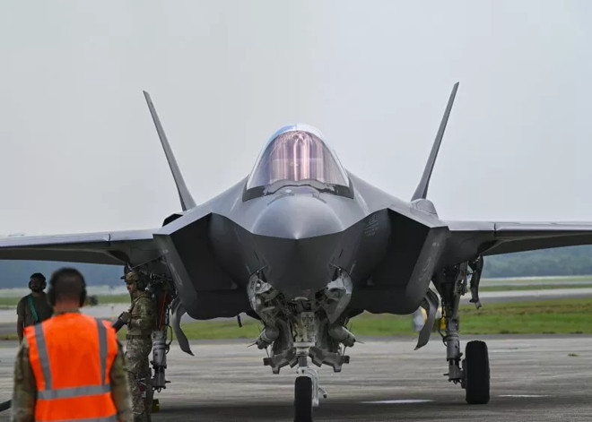 f 35 my nato.jpg