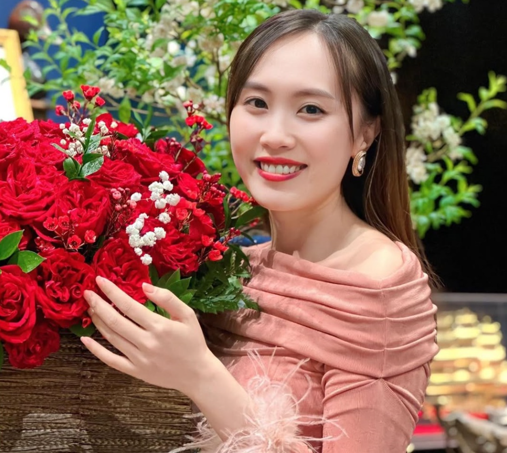 NSND đỗ 4 trường đại học cùng lúc, nay là Giám đốc Nhà hát, cưới vợ đẹp kém 19 tuổi - ảnh 5