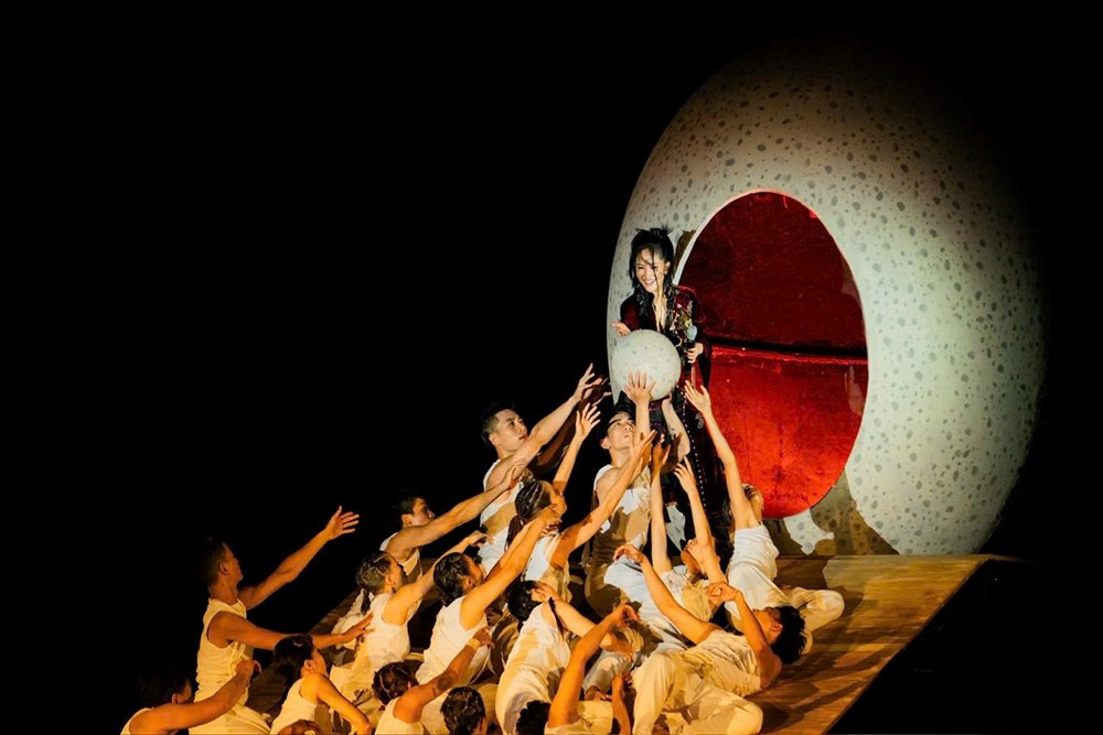 Diva Hồng Nhung gây xúc động khi đang chữa ung thư - ảnh 2