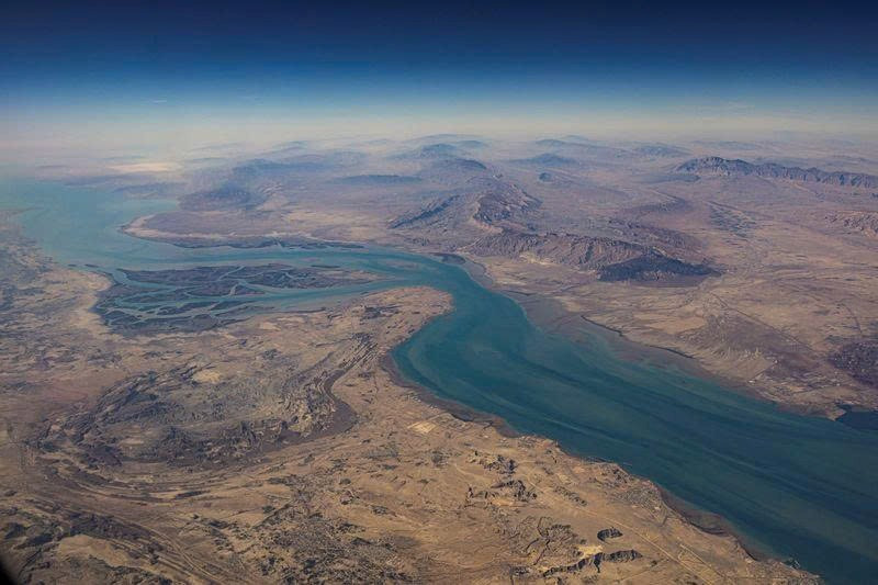 Tàu qua eo biển Hormuz đua nhau tự nhận ‘quốc tịch Trung Quốc’ để tránh đòn - ảnh 1