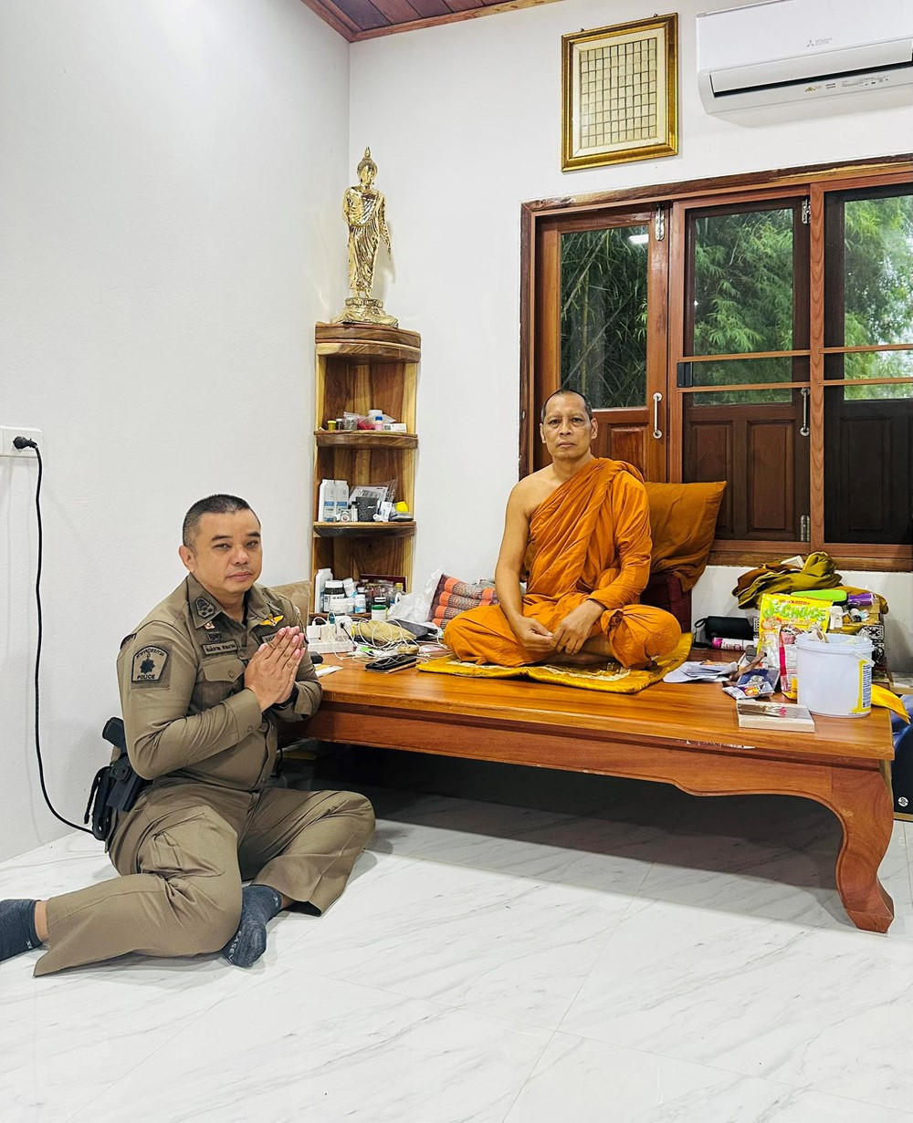 Hơn 1.400 tỷ đồng ‘không cánh mà bay’, sư trụ trì chùa nổi tiếng đâm đơn kiện ngân hàng - ảnh 1