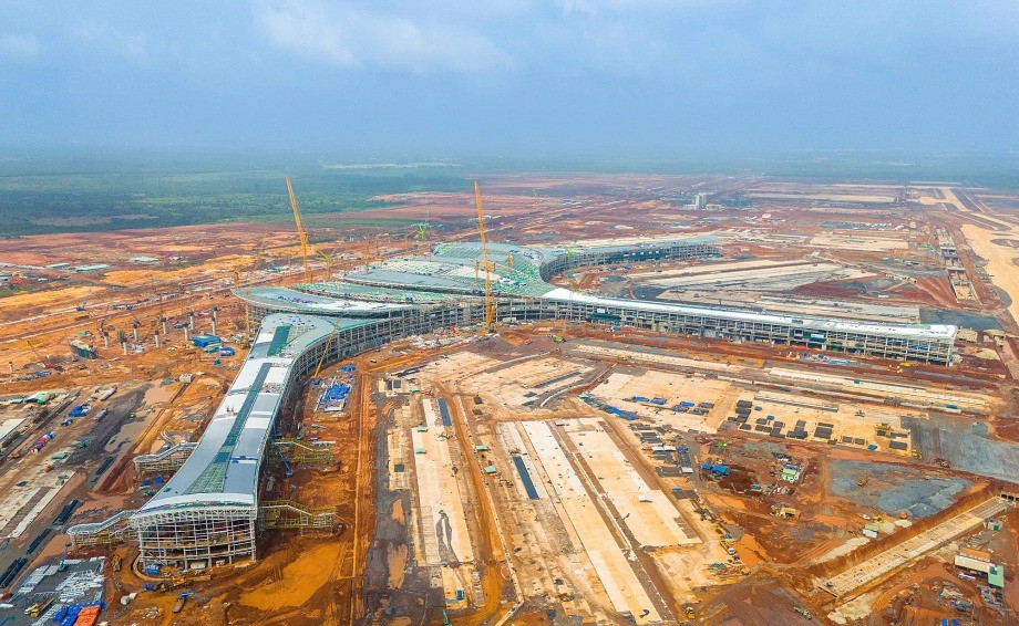 Khẩn cấp ‘lên đời’ cao tốc huyết mạch kết nối đến siêu sân bay của Việt Nam- Ảnh 2. Khẩn cấp ‘lên đời’ cao tốc huyết mạch kết nối đến siêu sân bay của Việt Nam- Ảnh 2.