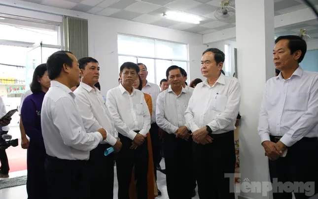 Chủ tịch Quốc hội nói sau sáp nhập: Tiền chưa hẳn quan trọng nhất! ảnh 1