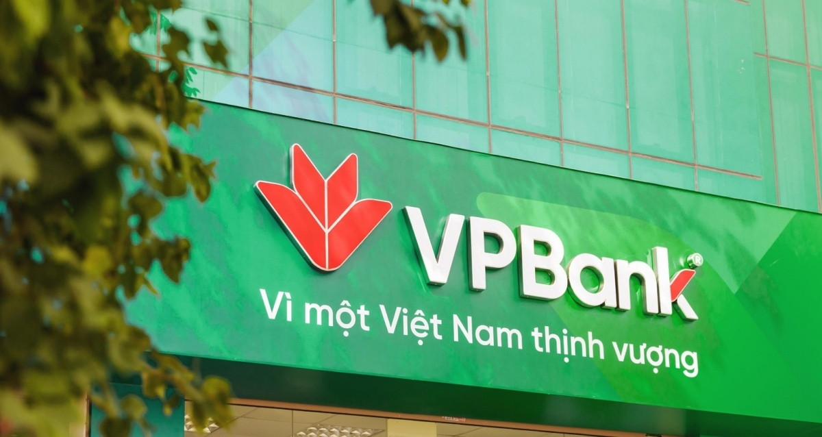 Vì sao VPBank miễn nhiệm Phó Tổng Giám đốc gắn bó hơn 10 năm?